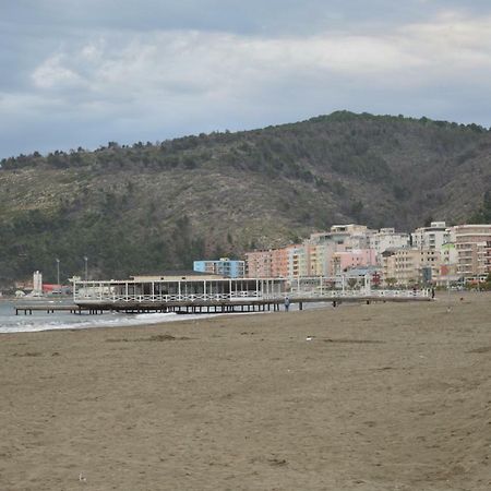 Blini Seaside Apartment เชิงยิน ภายนอก รูปภาพ